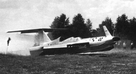 Alekseyiev SM-4 au-dessus du sol