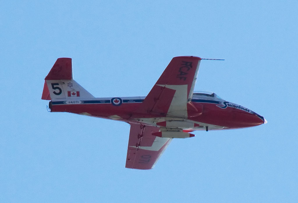 Canadair CL-41 Tutor en vol