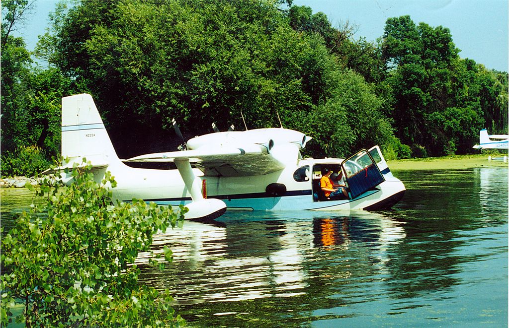 Piaggio P.136 sur l'eau