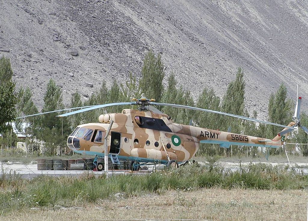 Mil Mi-17-1V de l'armée pakistanaise au sol