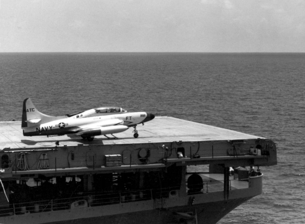 Lockheed T-1A SeaStar au catapultage