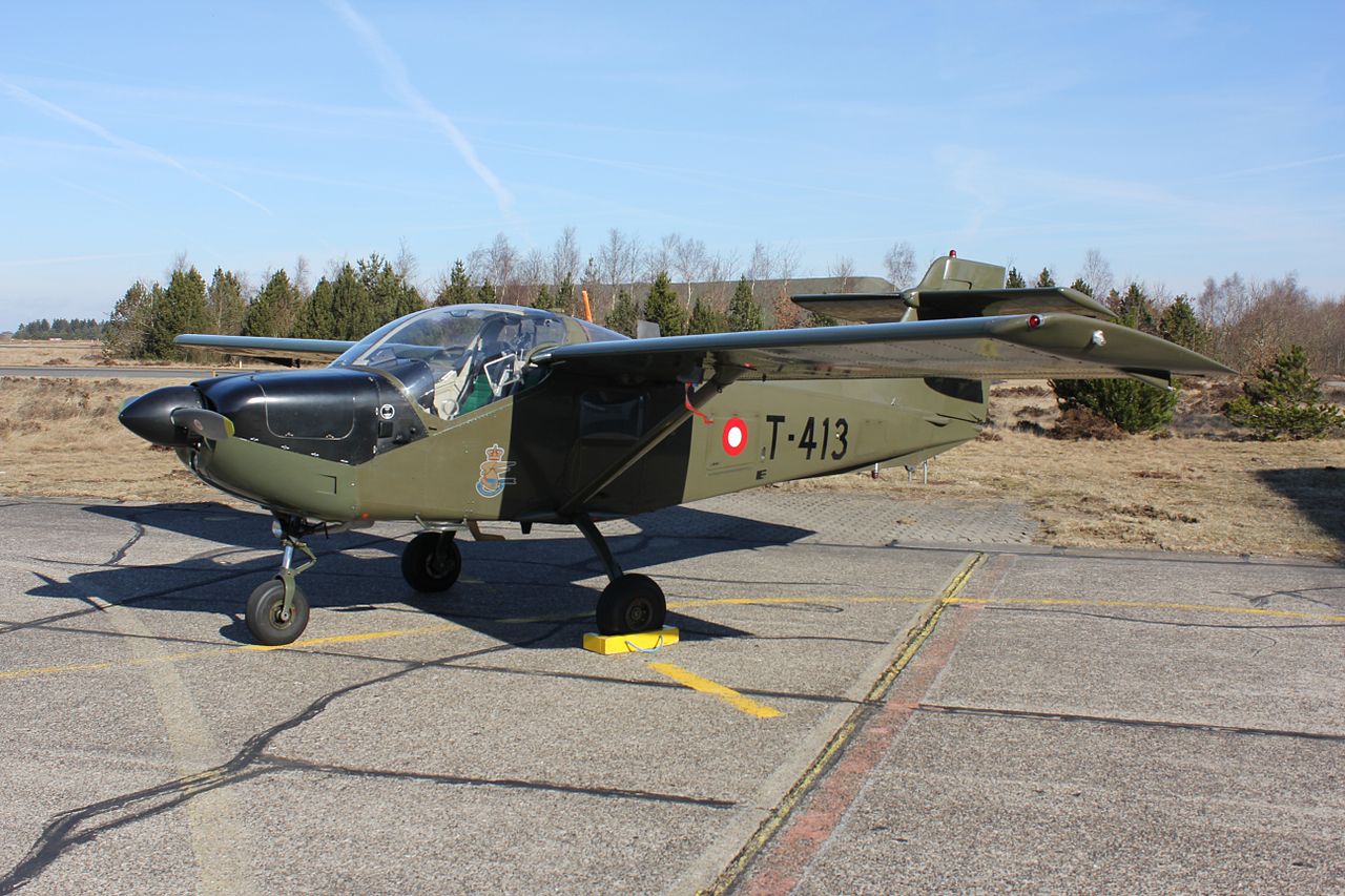 SAAB MFI-17 Supporter (T-17) danois vu de côté