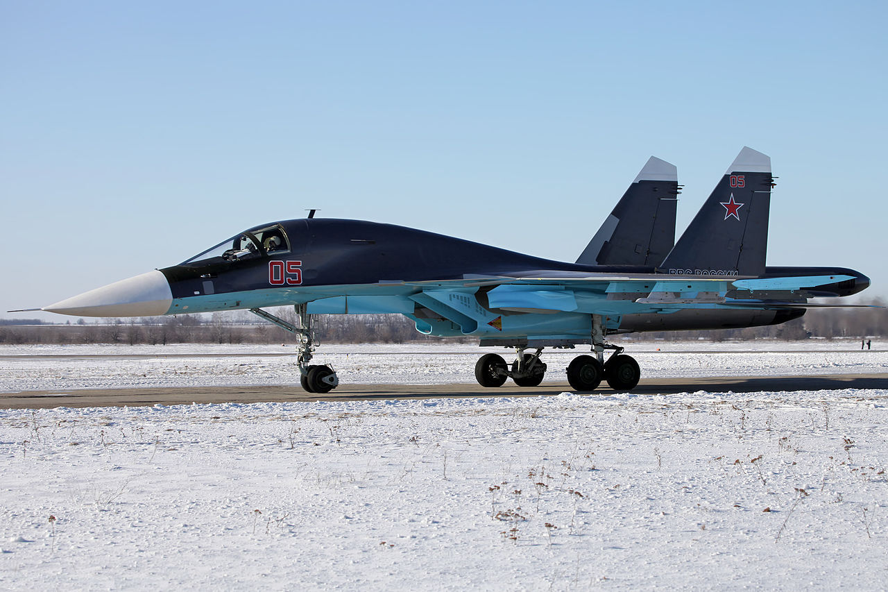 Sukhoï Su-34 russe vu de profil