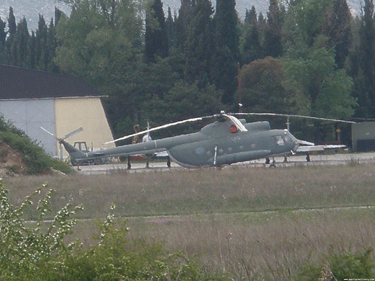 Mil Mi-8T monténégrin