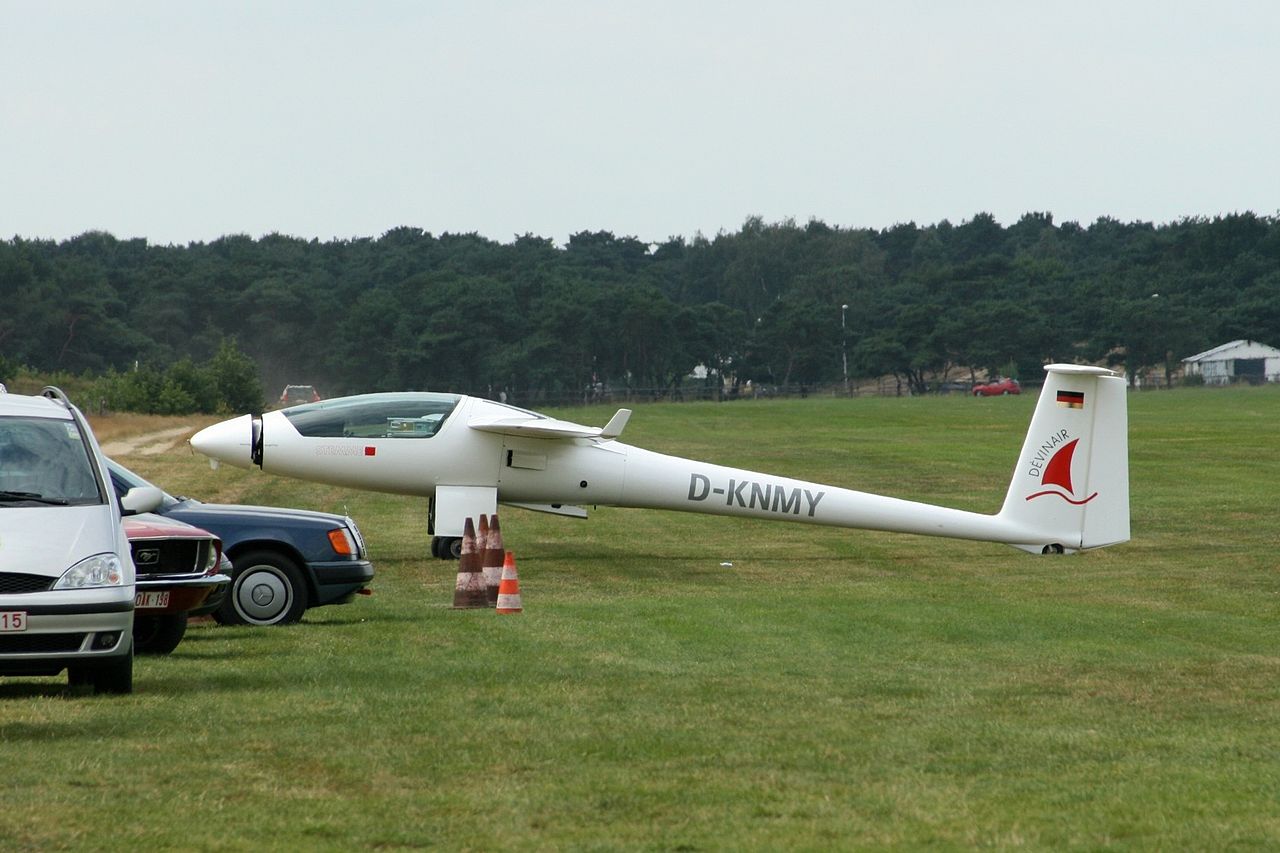 Stemme S10 vu de profil