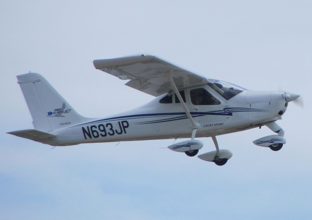 Tecnam P92 Eaglet en vol