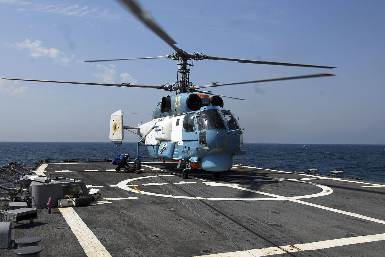 Kamov Ka-27PS de la marine ukrainienne sur l'USS Taylor