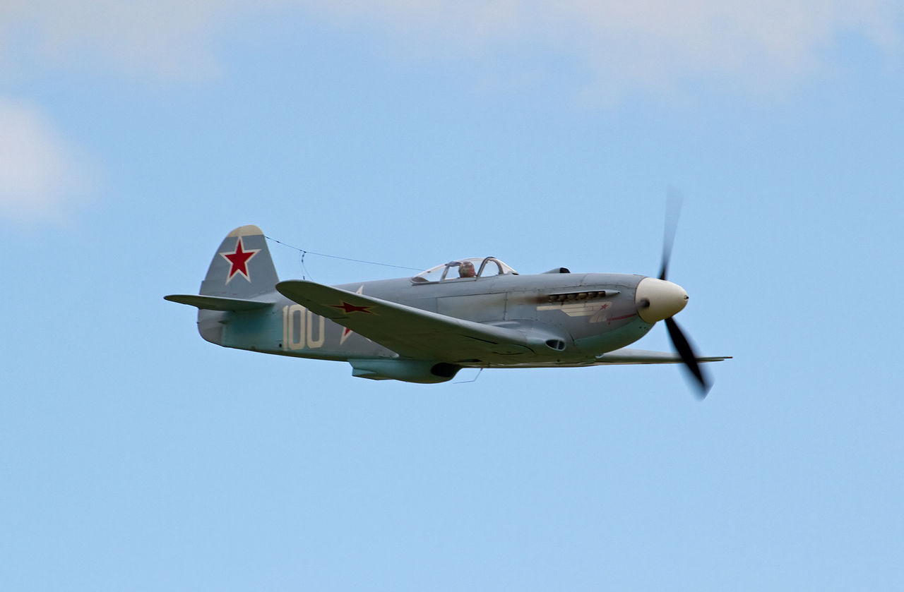 Yakovlev Yak-3M en vol