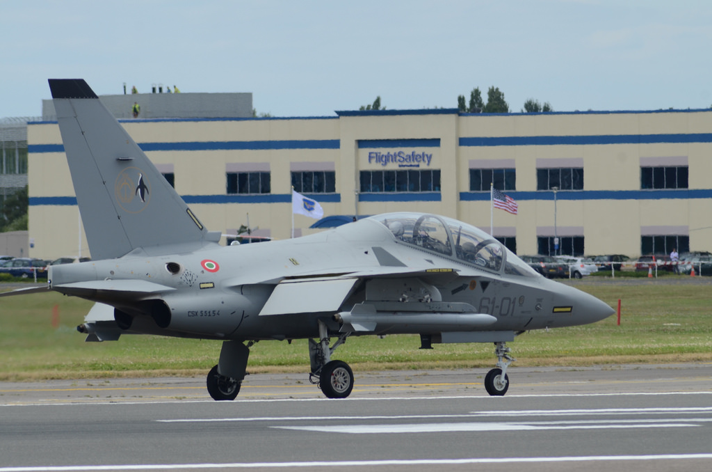 Alenia M-346A Master (T-346A) italien au roulage