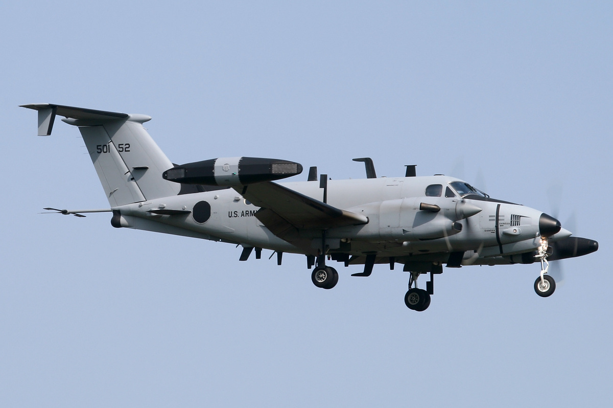 Beech RC-12K Huron de l'US Army en vol