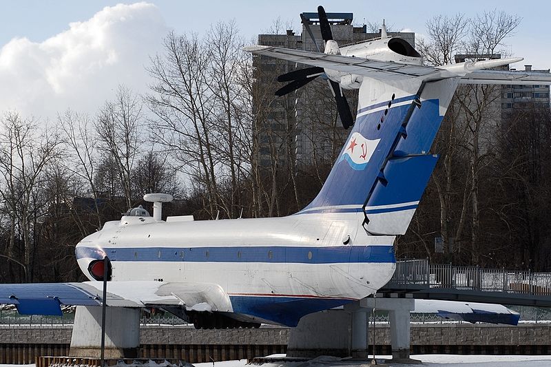 Alekseyiev A-90 Orlyonok vu de l'arrière