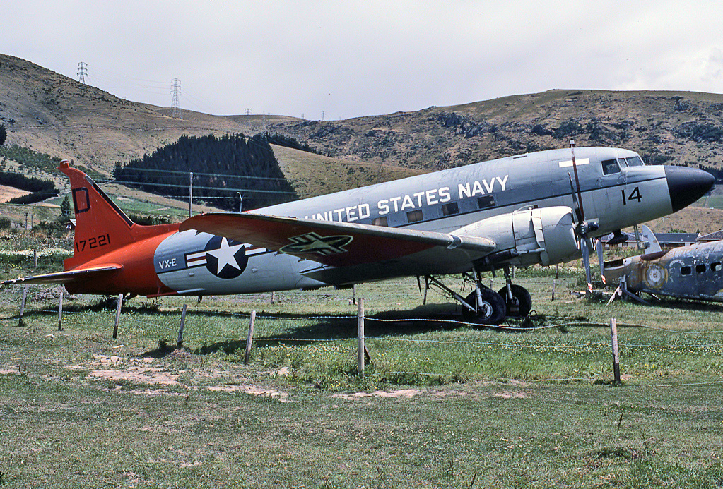 Douglas LC-47H Dakota de l'US Navy