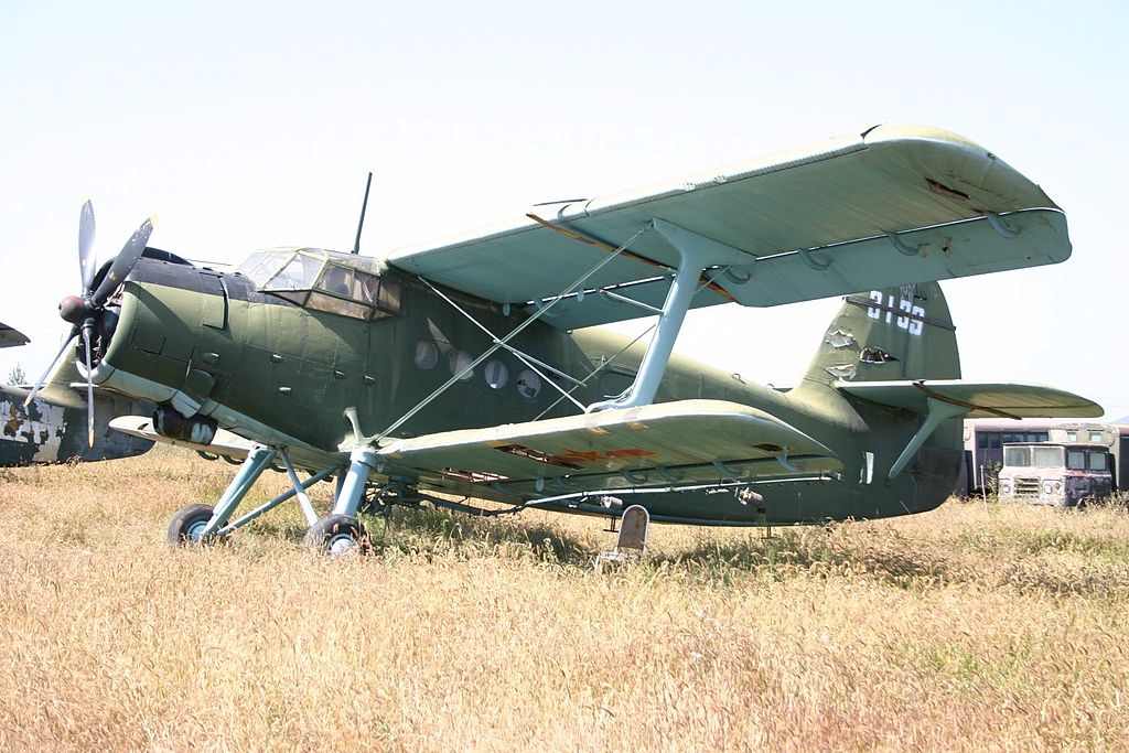 Nanchang Y-5 chinois exposé
