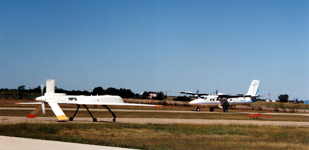 General Atomics GNAT au roulage