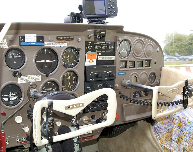 Cessna 172E - Cockpit