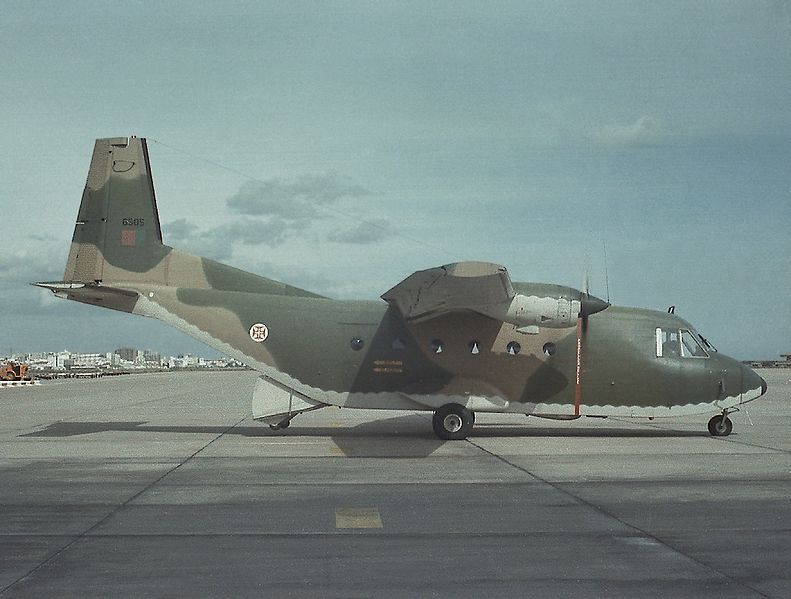 CASA C-212-100 portugais