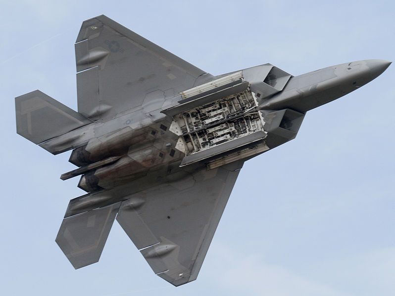 Lockheed-Martin F-22 Raptor de l'USAF soute ouverte