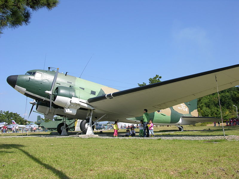 Douglas EC-47Q Dakota sud-coréen