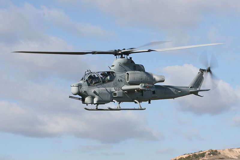 Bell AH-1Z Viper de l'USMC en vol
