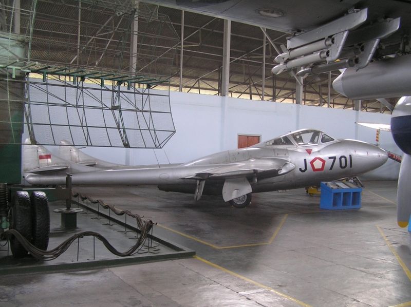 De Havilland DH-115 Vampire T.11 indonésien