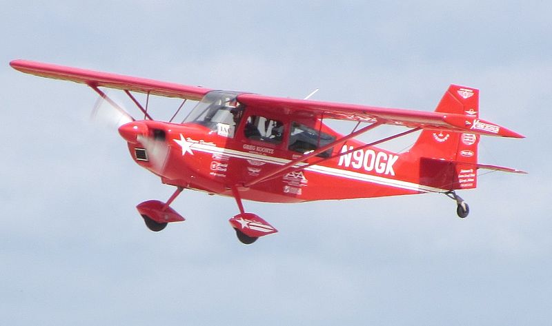 Champion 8KCAB Decathlon Xtreme civil en vol