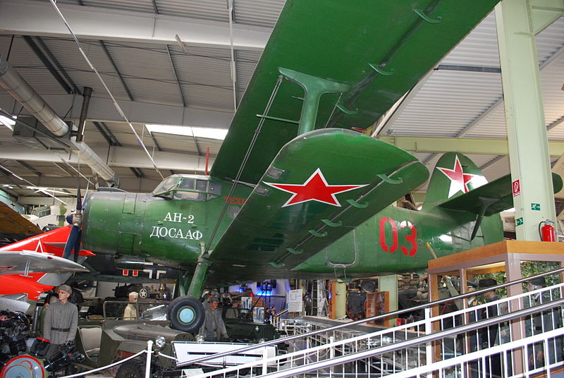 Antonov An-2 Colt soviétique