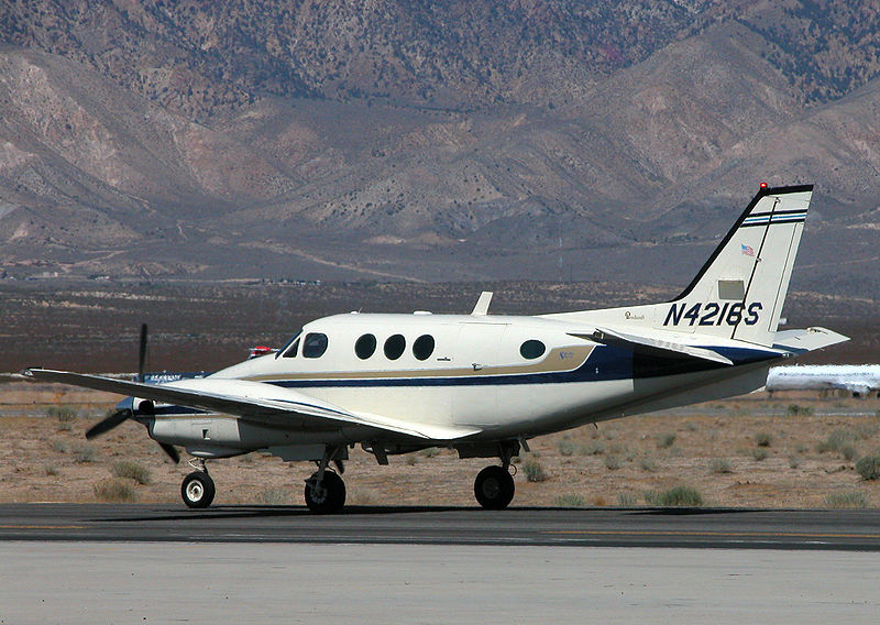 Beech E90 King Air civil