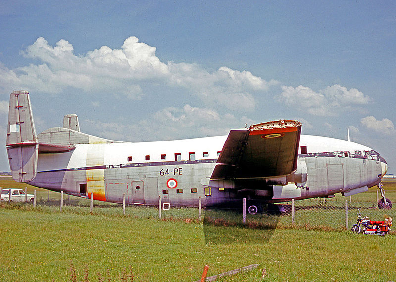 Bréguet 765 "Deux-ponts" français en couleurs