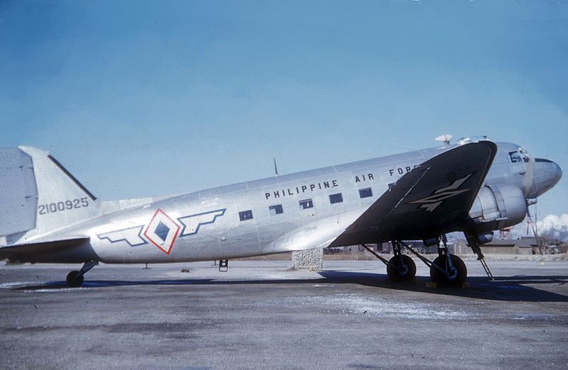 Douglas C-47A Dakota philippin