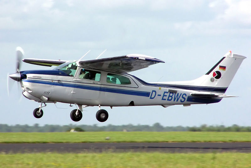 Cessna 210 Centurion (T210N) civil