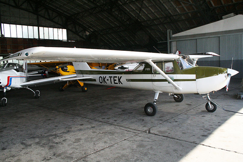 Cessna 150 (F150M) civil