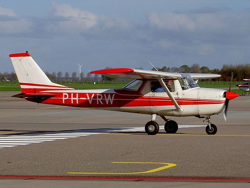 Cessna 150 (F150K) civil