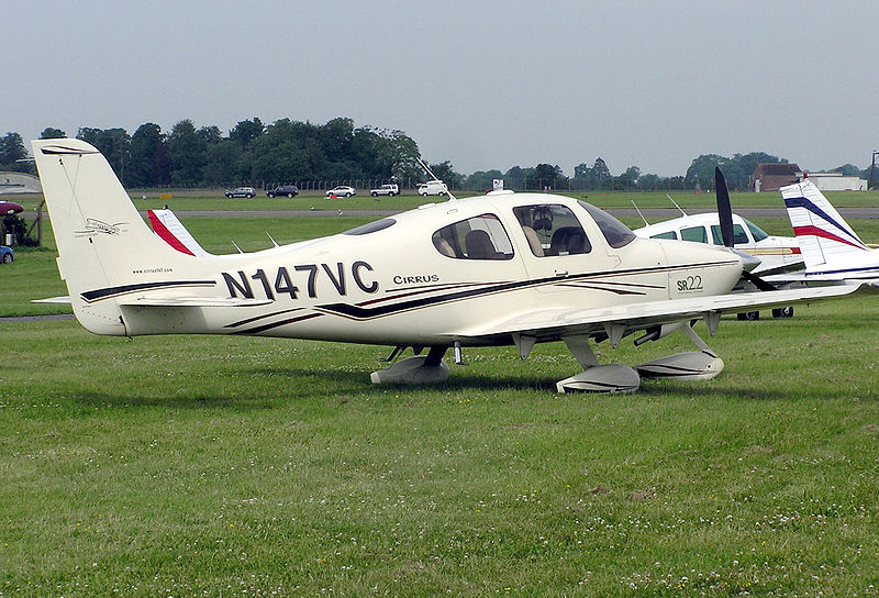 Cirrus SR22 civil