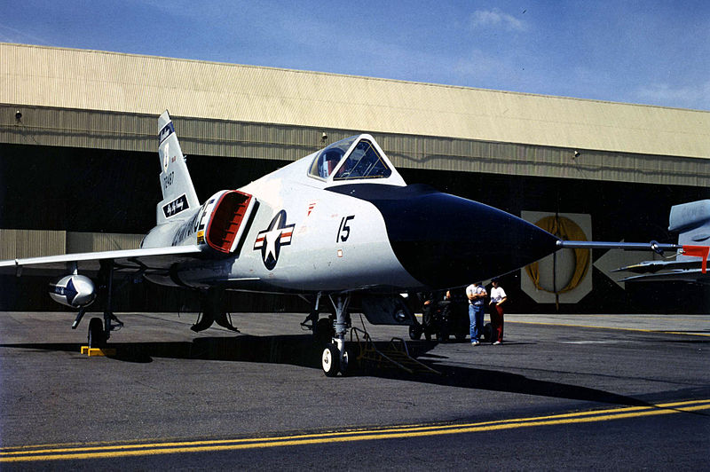 Convair F-106A Delta Dart vu de devant