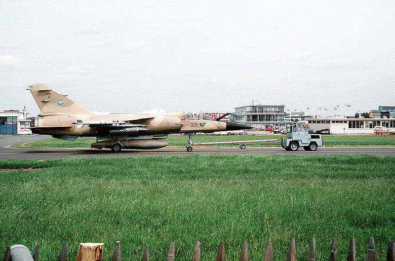 Dassault Mirage F1CR français avec camo sable