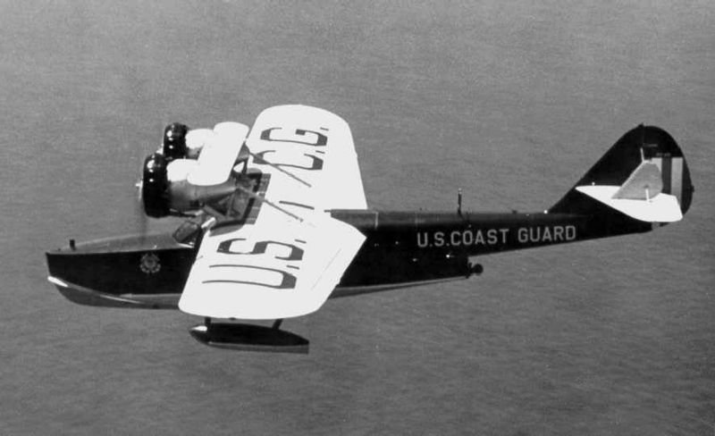 Douglas Dolphin (RD-1) de l'USCG en vol
