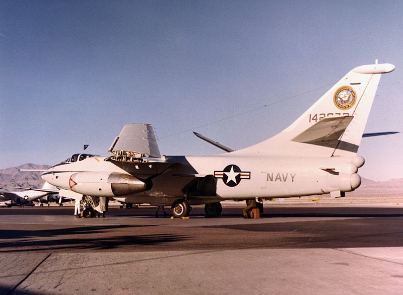 Douglas VA-3B Skywarrior de l'US Navy au sol