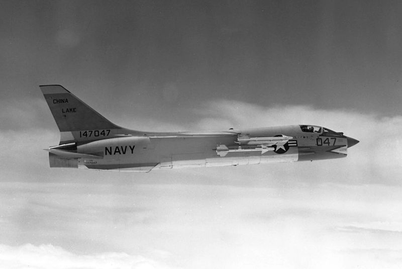 Vought F-8 Crusader (F-8D) de l'US Navy