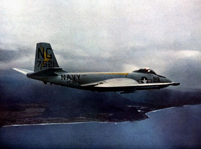 McDonnell F-2C / F2H-3 Banshee de l'US Navy en vol