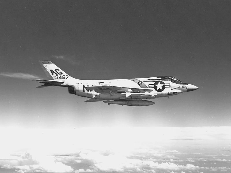McDonnell F-3 Demon (F3H-2) de l'US Navy en vol