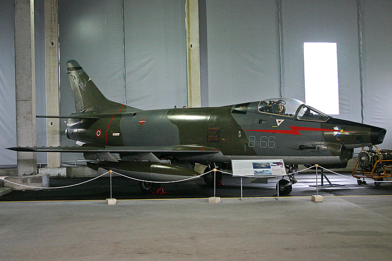 Fiat G.91Y Gina italien exposé