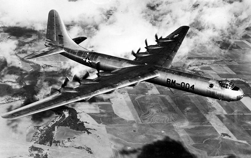 Convair B-36A Peacemaker de l'USAF en vol