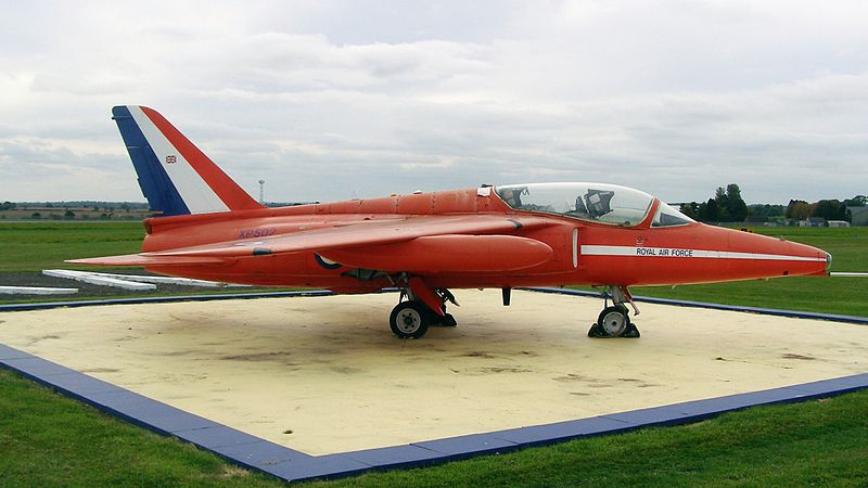 Folland Gnat T.1 aux couleurs de la patrouille Red Arrows