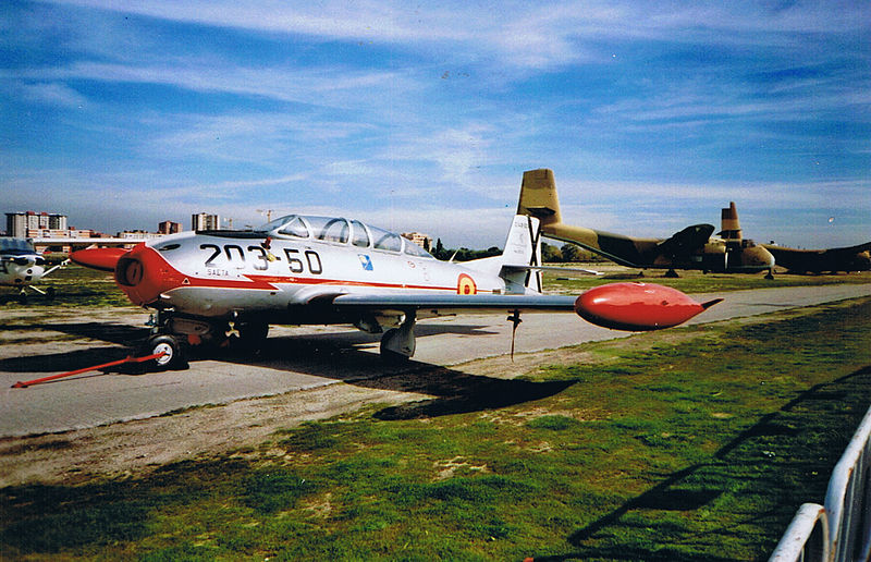 Hispano HA-200 Saeta espagnol