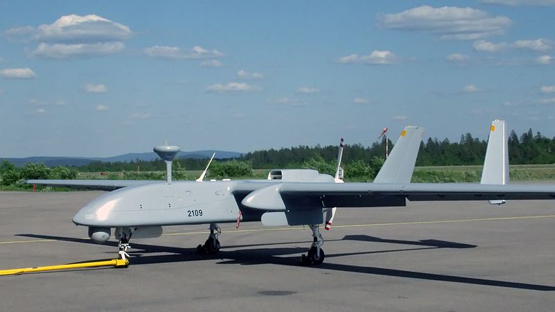 IAI Heron 1 au sol