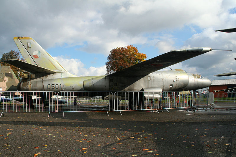 Iliouchine Il-28U Mascot tchécoslovaque