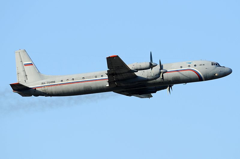 Iliouchine Il-18D russe en vol