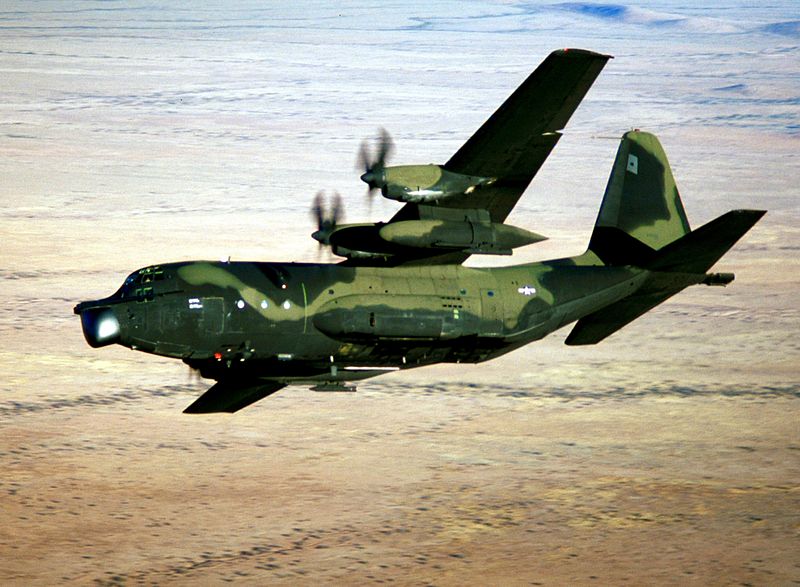 Lockheed MC-130E Combat Talon I de l'USAF en vol