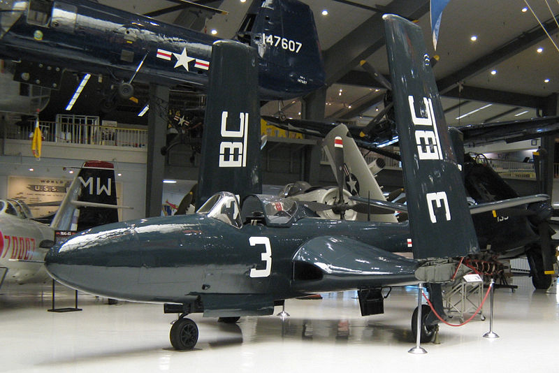 McDonnell FH Phantom exposé à Pensacola