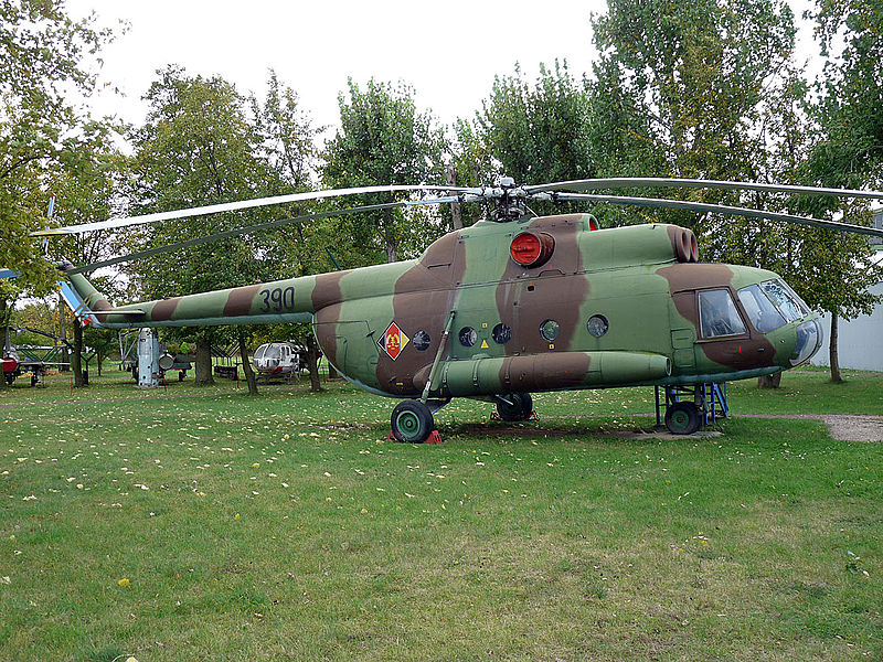Mil Mi-8T de l'armée est-allemande exposé